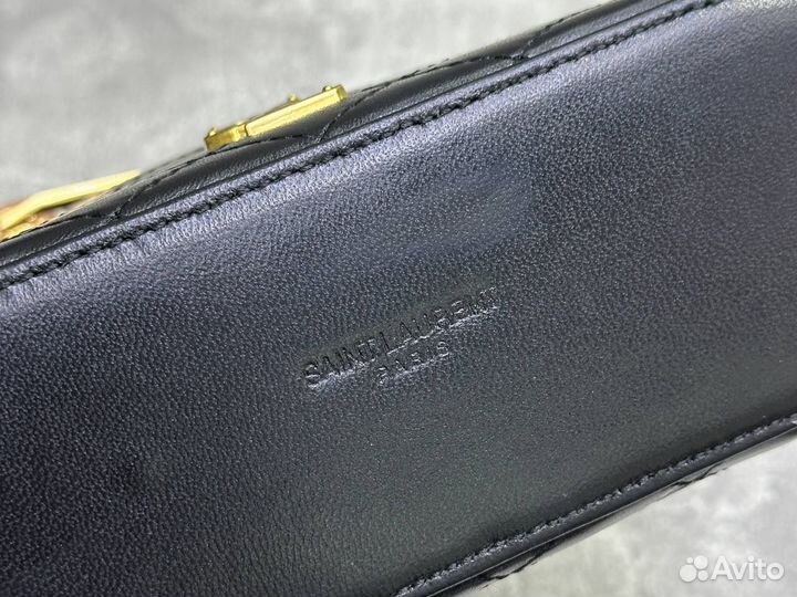 Сумка Yves Saint Laurent Gaby Vanity Bag