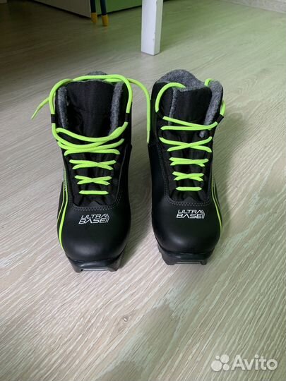 Лыжные ботинки