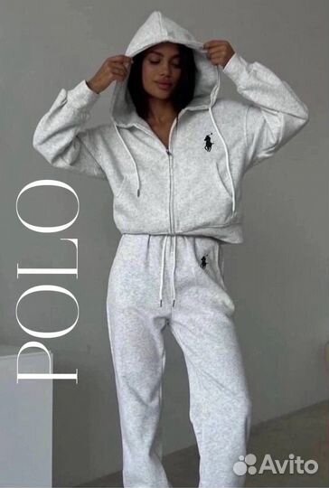 Спортивный костюм женский