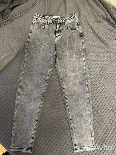 Джинсы женские