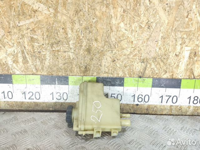 Бачок главного тормозного цилиндра Audi Q7 2005 20