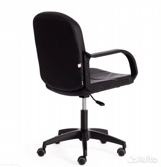 Компьютерное кресло Baggi