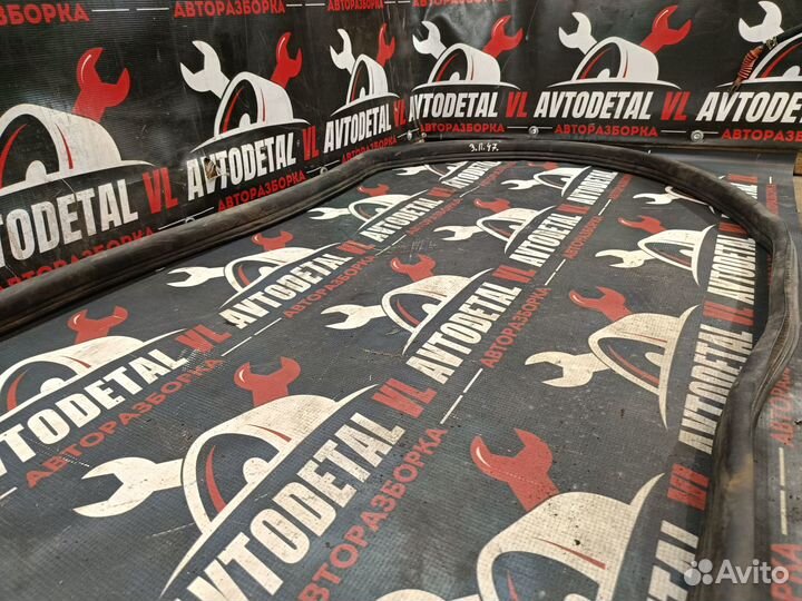 Уплотнительная резинка Opel Astra H