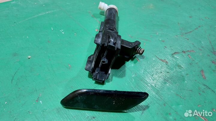 Форсунка омывателя фар L TLC Prado 150 toyota Land Cruiser Prado 150 (2009-2017)