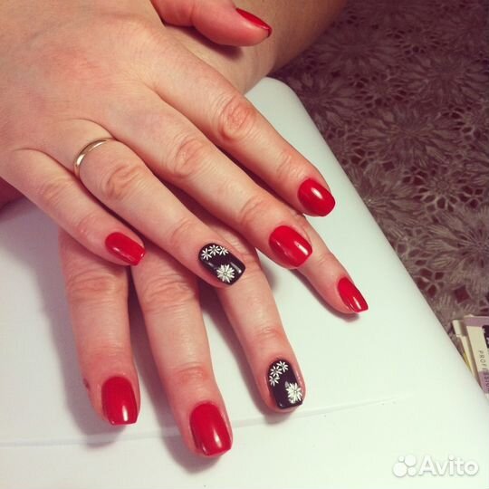 Shellac, педикюр, маникюр