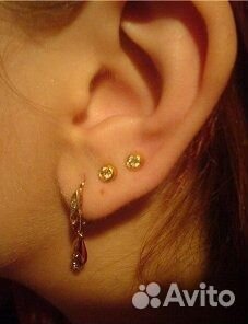 Прокалываю уши