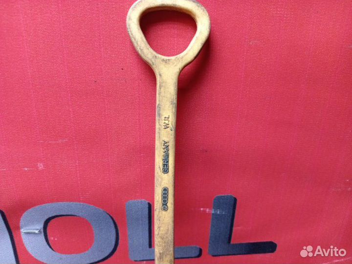 Щуп двигателя Audi A4 8D2 ADR