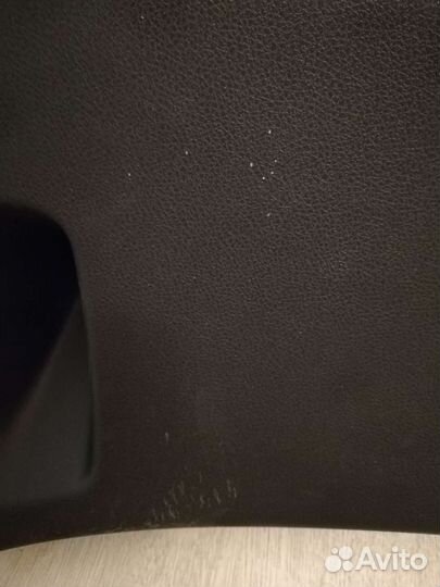 Обшивка задней двери багажника Renault Kaptur