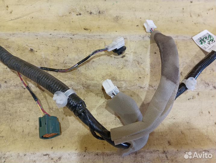 Проводка двери Nissan Juke Ниссан жук