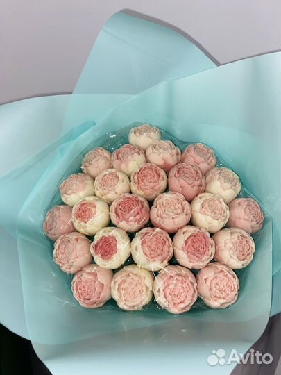 Букет из шоколадных цветов (Розы, пионы )