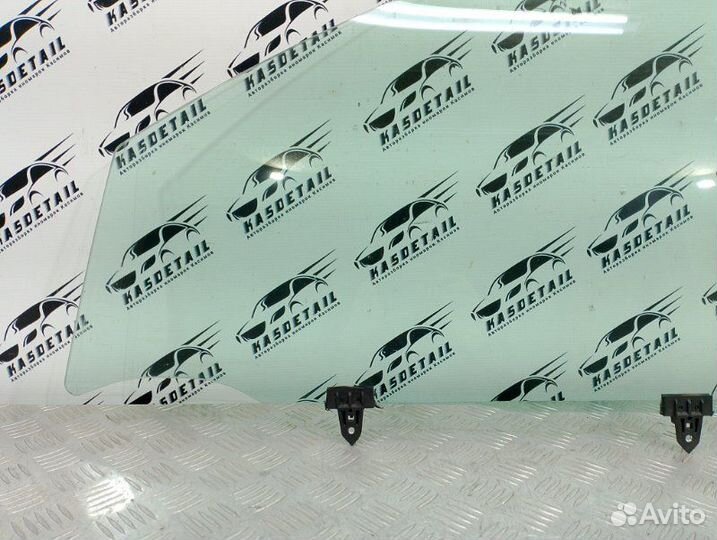 Стекло двери переднее левое Nissan Qashqai J10