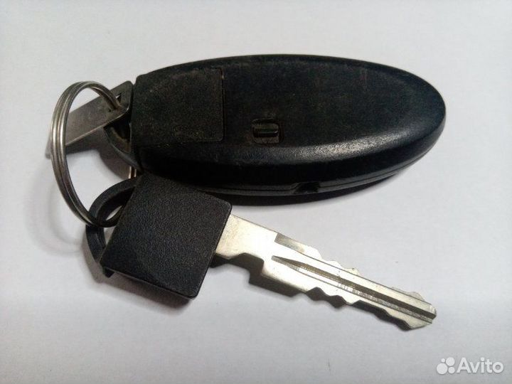 Ключ зажигания Nissan Tiida 2015