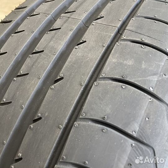 Yokohama Advan Sport V107D 275/50 R20 Y