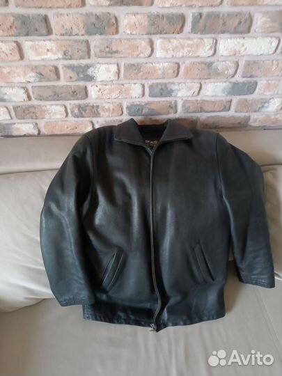 Кожаная куртка классика