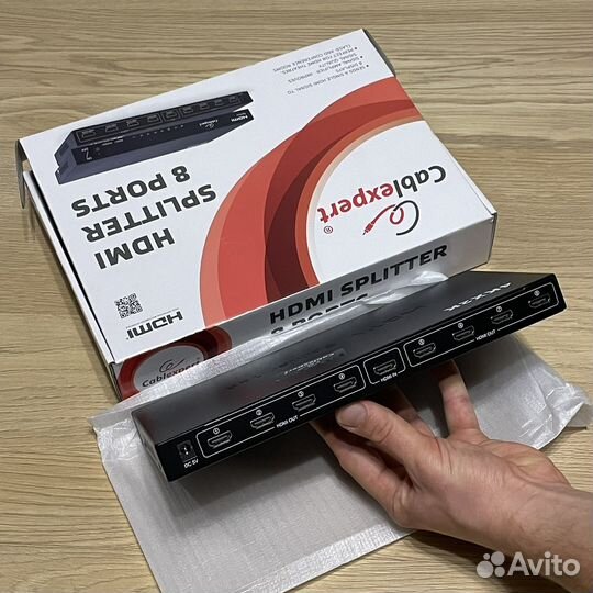 Разветвитель Cablexpert HD19F/8x19F 1 (новый)