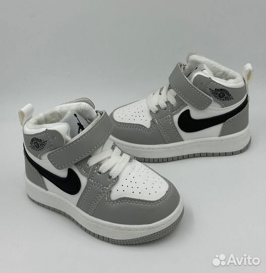 Кроссовки nike