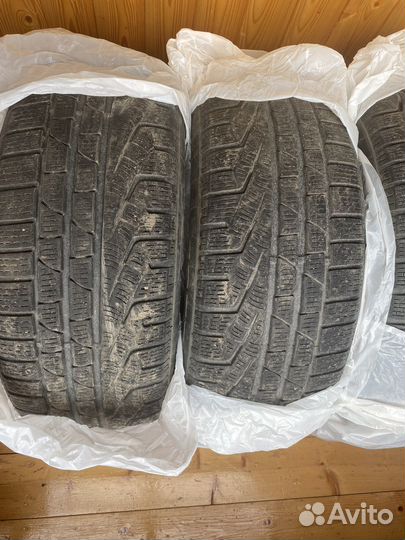 Pirelli Winter Sottozero 210 Serie II 225/50 R17 94H