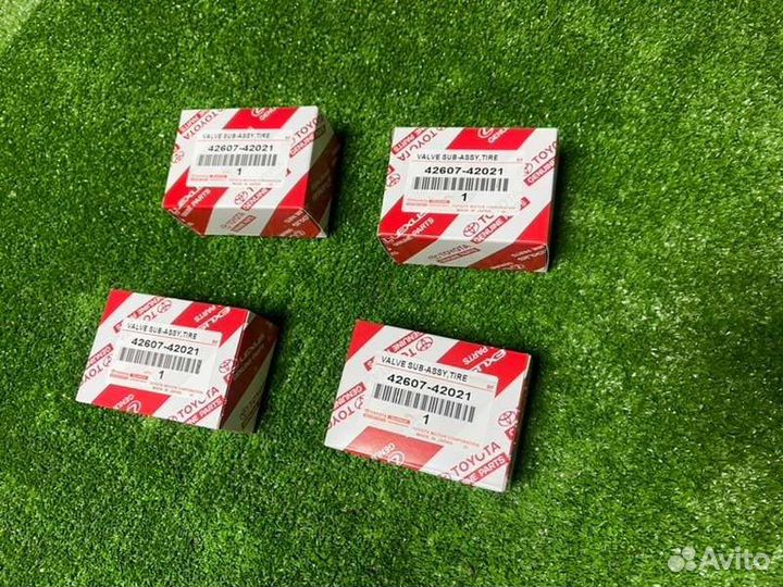 Датчик давления воздуха в шине Toyota Lexus