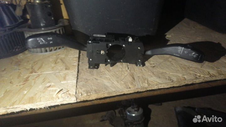 Переключатель подрулевой