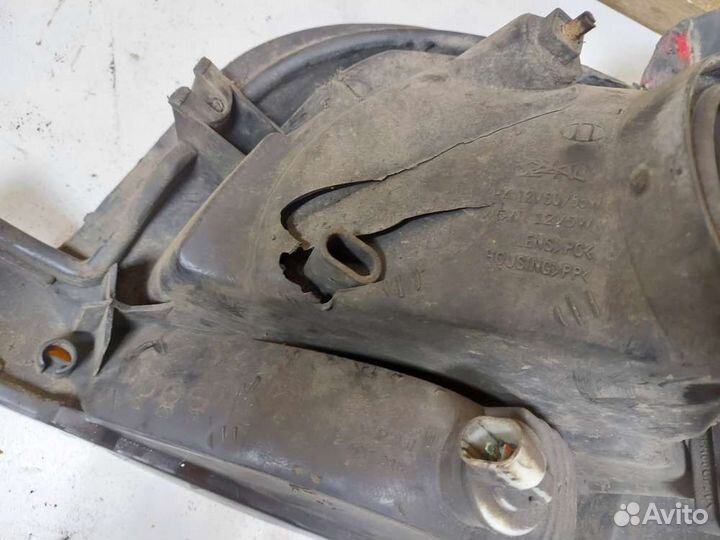 Фара право на Renault Kangoo I (KC )