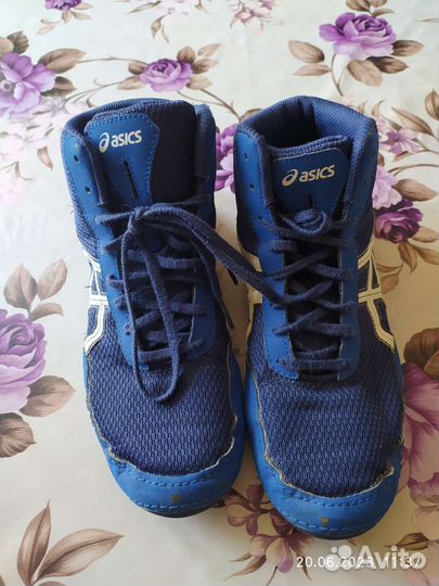 Борцовское трико, борцовки