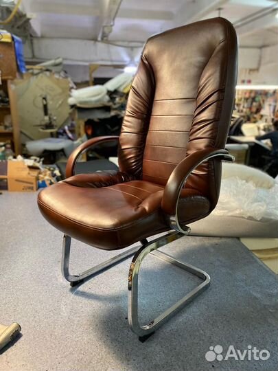 Кресло офисное