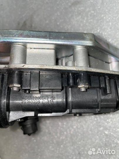 Моторчик (насос) подъема крышки багажника