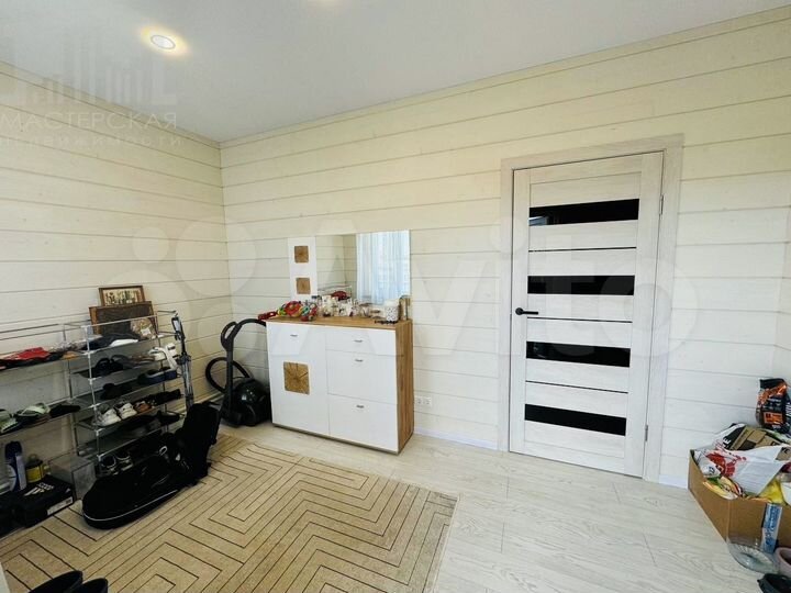 Дом 240 м² на участке 6,7 сот.