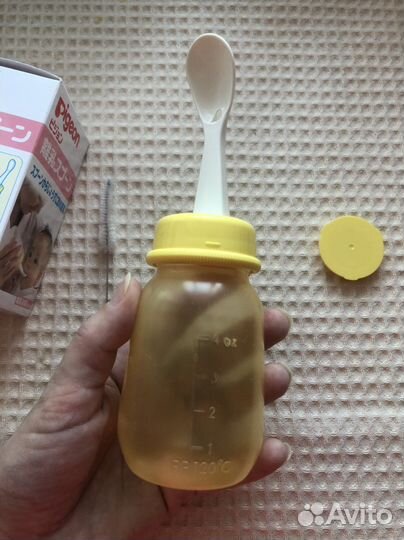 Бутылочка, ложки для прикорма Pigeon
