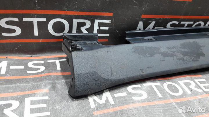Накладка на порог левая Mercedes-Benz M-Class W164