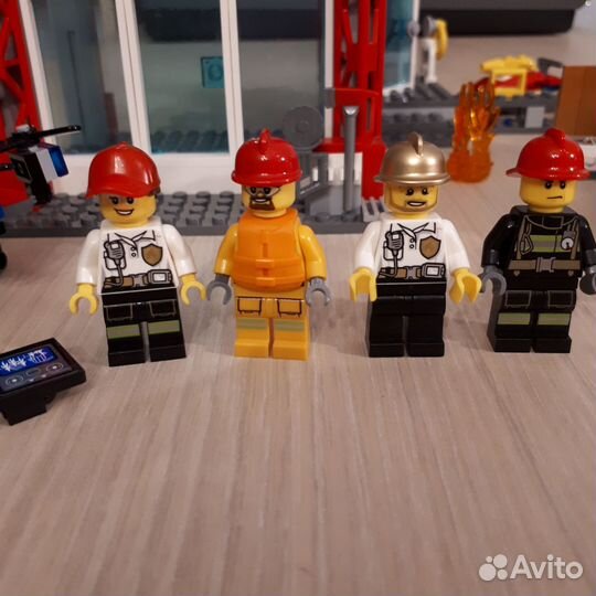 Lego city 60215 Пожарное депо