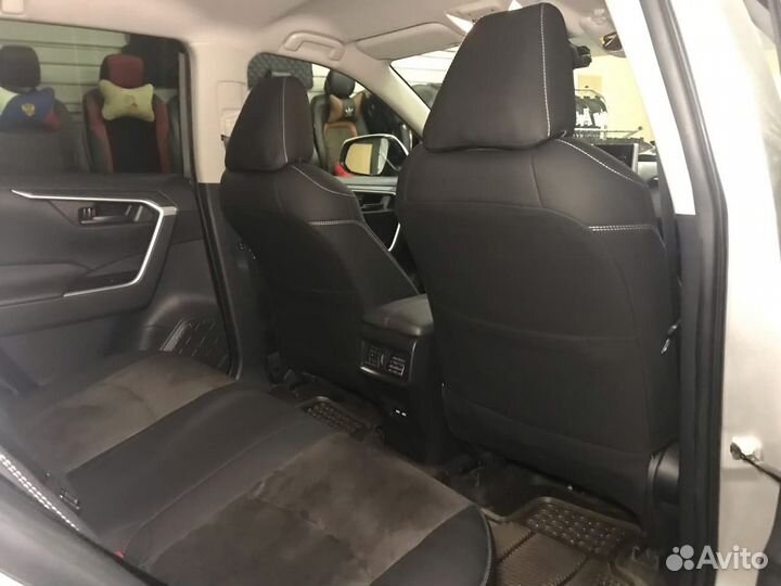 Чехлы на Toyota RAV4 50