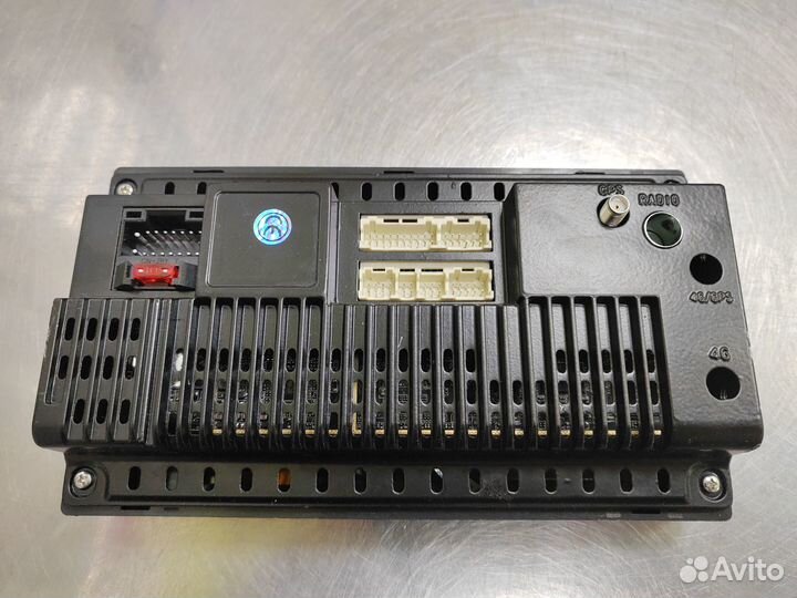 Автомагнитола Toyota Avensis II 2003-2008