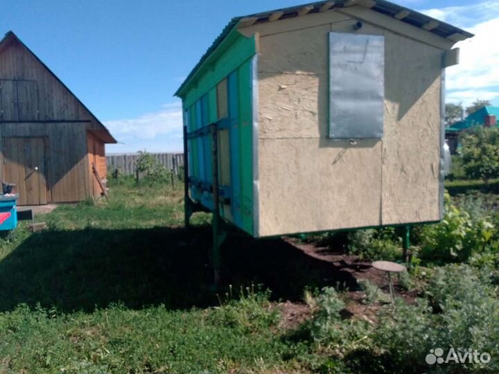 Пчелопавильон