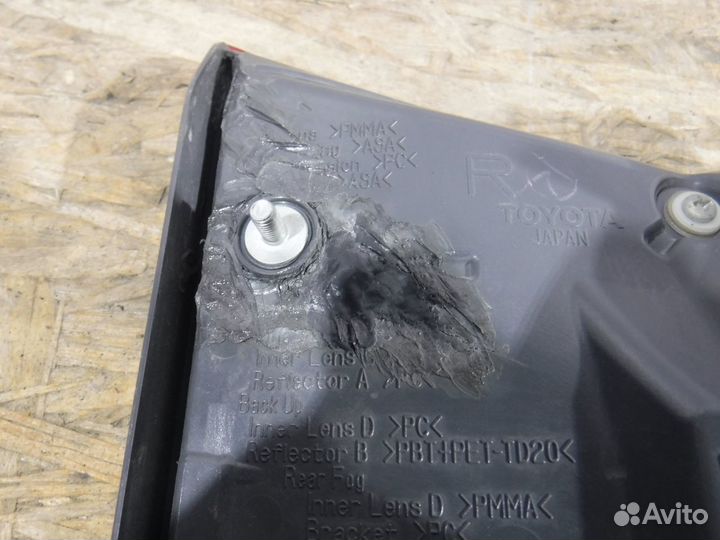 Фонарь правый внутренний Lexus GS 4 (2012-2015)