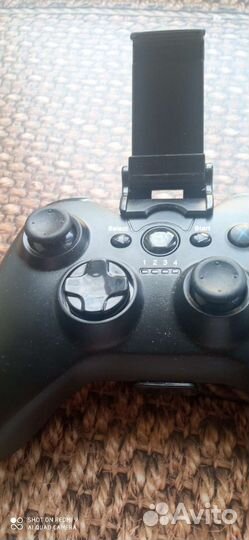 Игровой джойстик для телефона