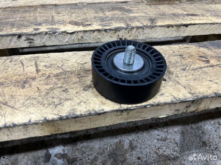 Ролик натяжной навесного оборудования Bmw 3 E36