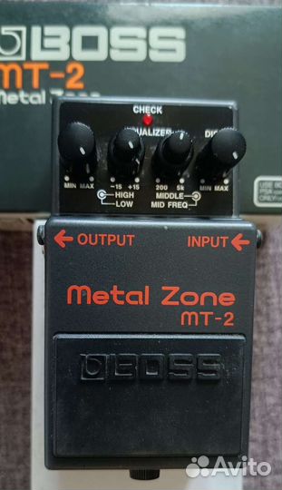 Педаль boss MT-2 Metal Zone