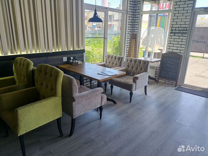 Пивной бар с кухней, большой трафик