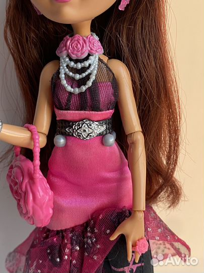 Кукла Эвер Афтер Хай, Браер Бьюти