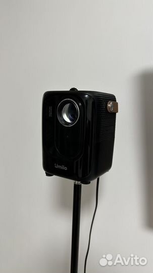 Проектор umiio
