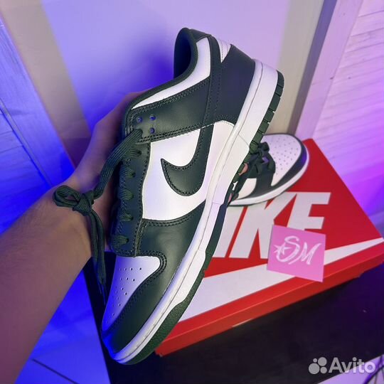 Nike Dunk Low 