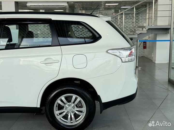 Mitsubishi Outlander 2.0 CVT, 2012, 173 804 км