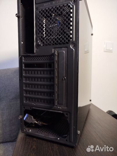 AeroCool Shard Midi-Tower