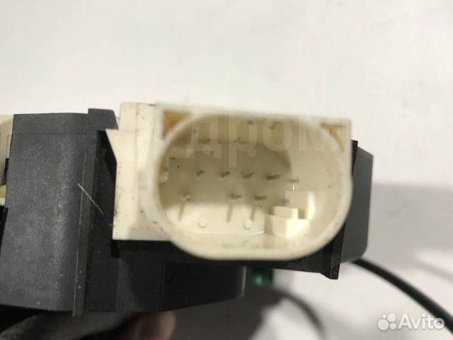 Замок задней левой двери Range Rover Vogue