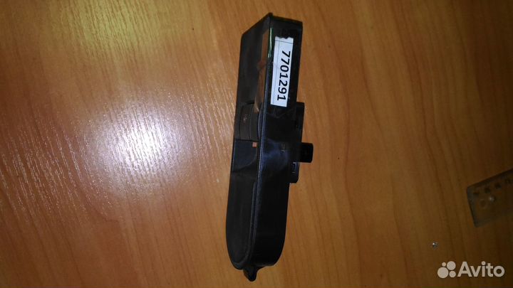 Кнопка (выключатель) Opel Astra H 13228709