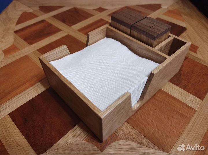 Салфетница из дуба Hand Made