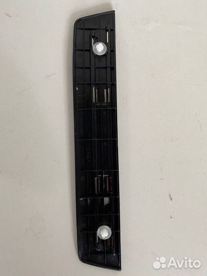 Накладка порога внутренняя задняя левая Toyota