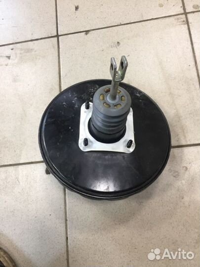 Вакуум тормозной Renault Duster 1