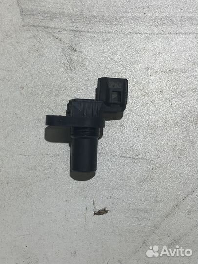 Датчик положения распредвала Митсубиси Каризма